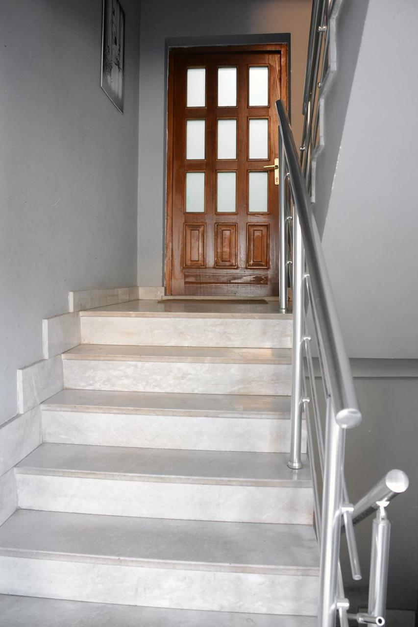 Tomas Apartments Скопье Экстерьер фото
