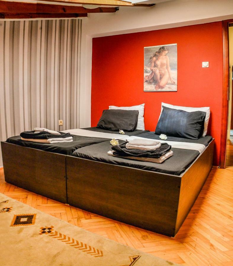 Tomas Apartments Скопье Экстерьер фото