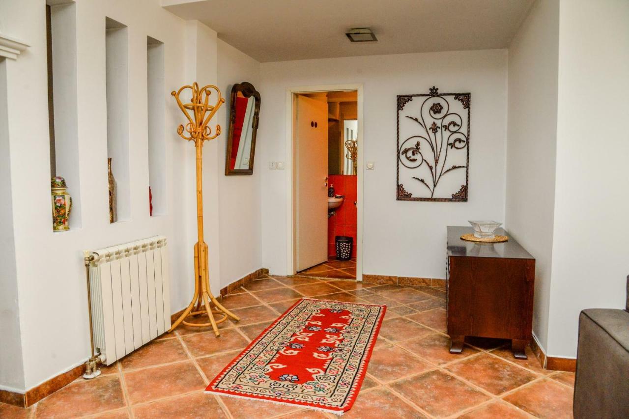 Tomas Apartments Скопье Экстерьер фото