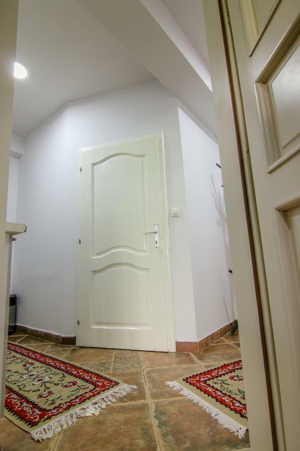 Tomas Apartments Скопье Экстерьер фото