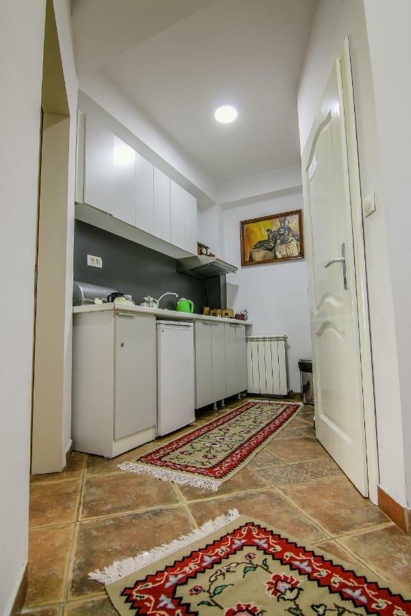 Tomas Apartments Скопье Экстерьер фото